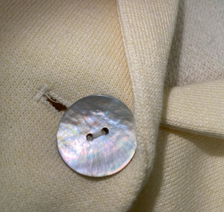 Dive into the World of Sustainable Knitwear: Discover Effortless Style with Róu So