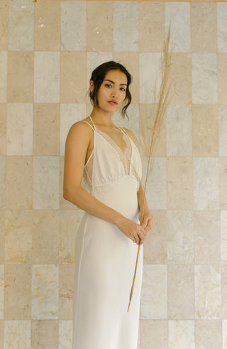 Iris Dress in Pearl White