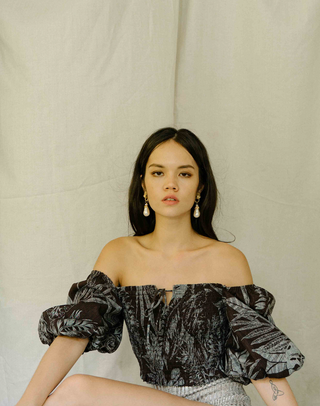 Florence Smocked Top puffed shoulders in Cacao